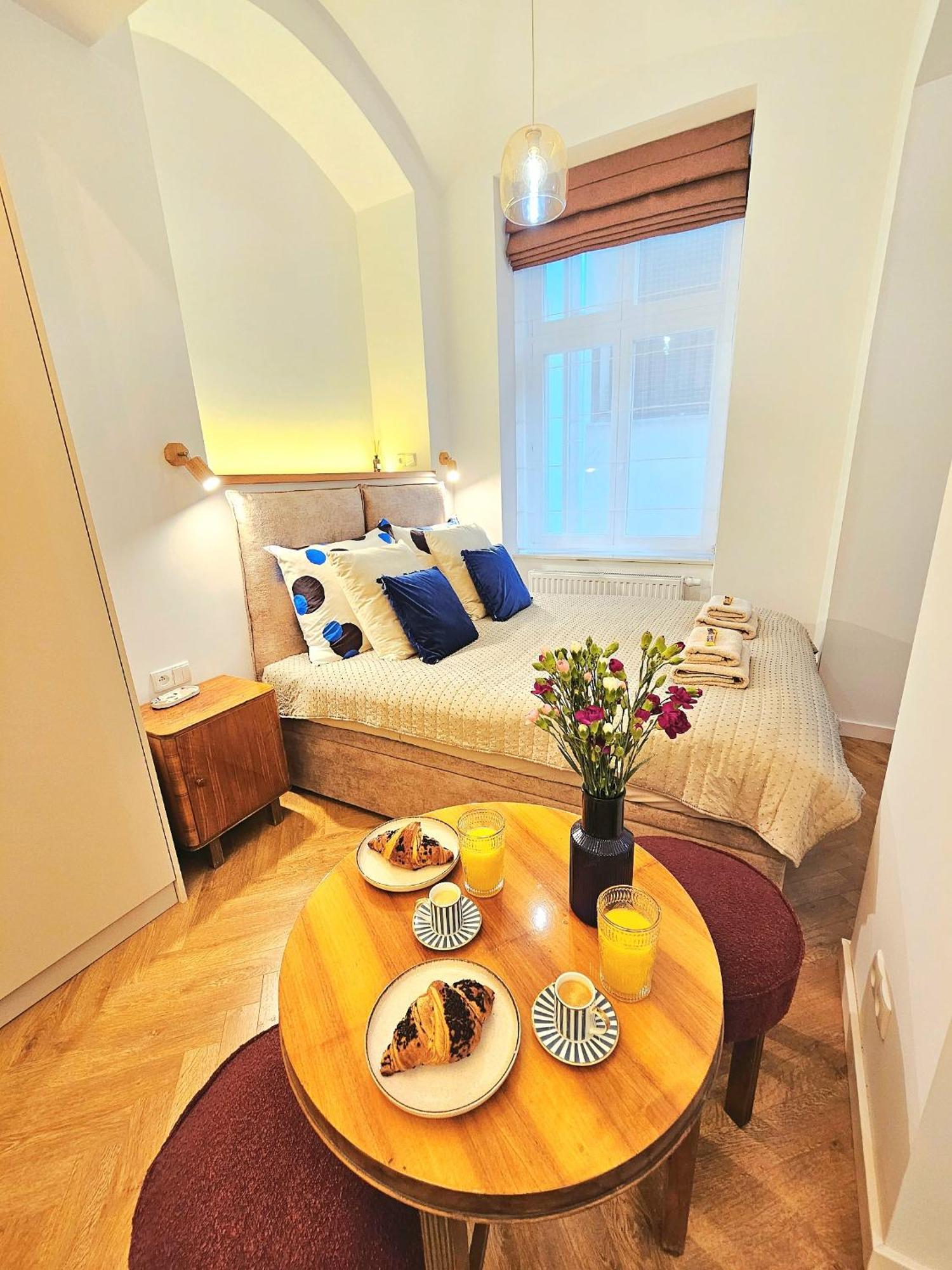 Vintage Chic Apartment - Kazimierz Old Town Krakow Ngoại thất bức ảnh